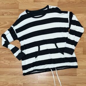 Black and White Striped Long Sleeve Top